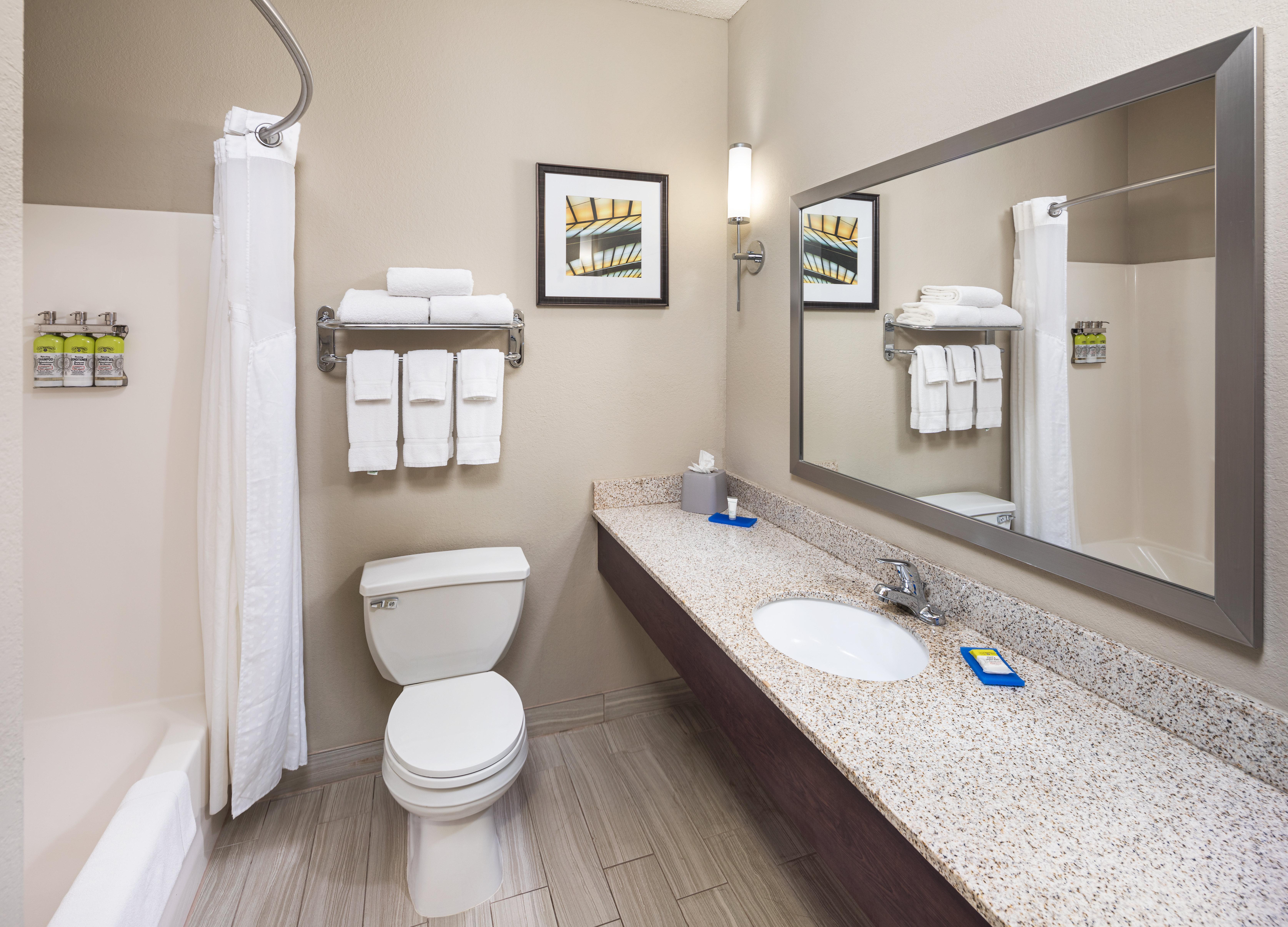 Holiday Inn Express Hotel & Suites Minneapolis - Minnetonka By Ihg Esterno foto