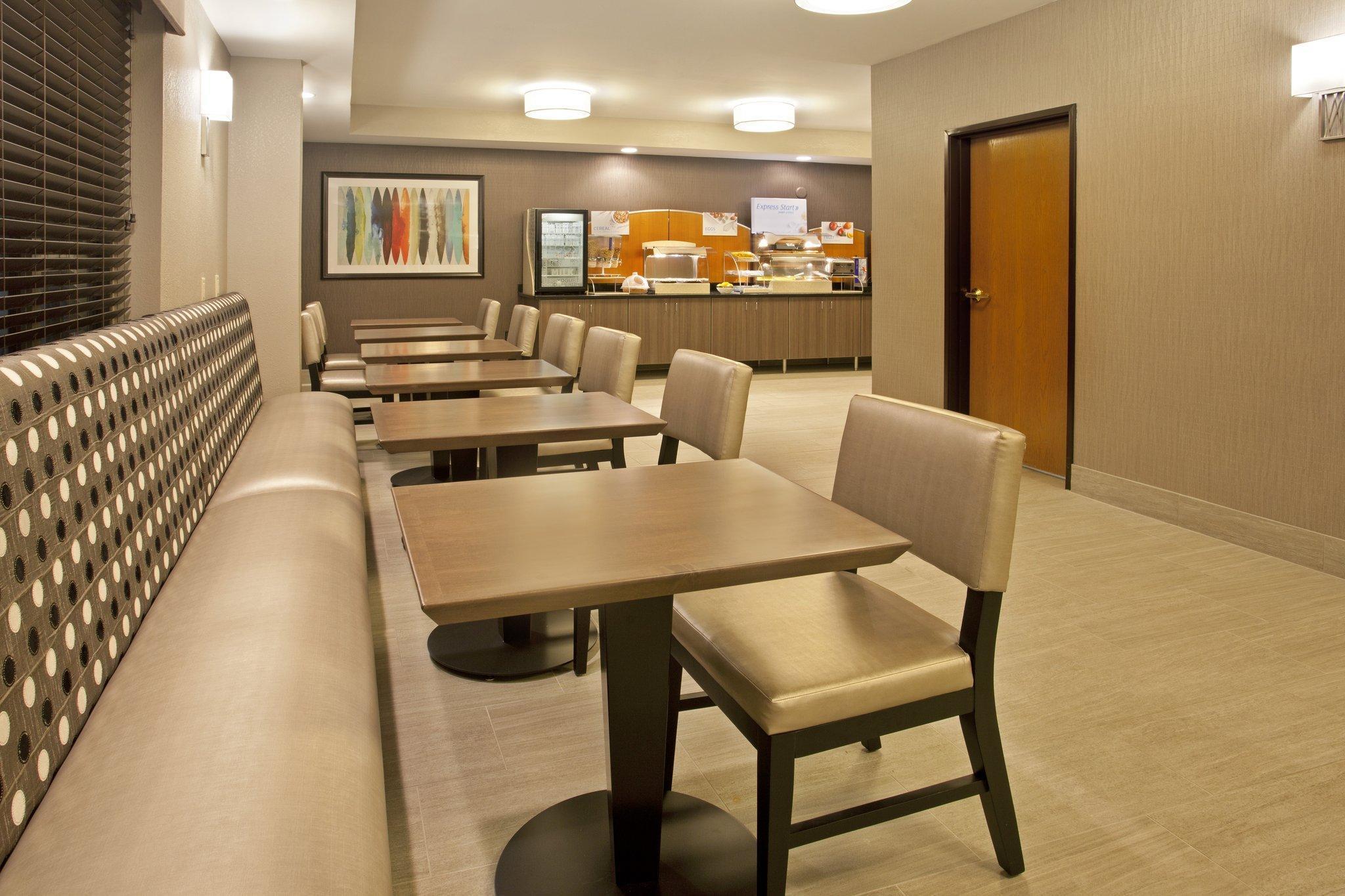 Holiday Inn Express Hotel & Suites Minneapolis - Minnetonka By Ihg Esterno foto