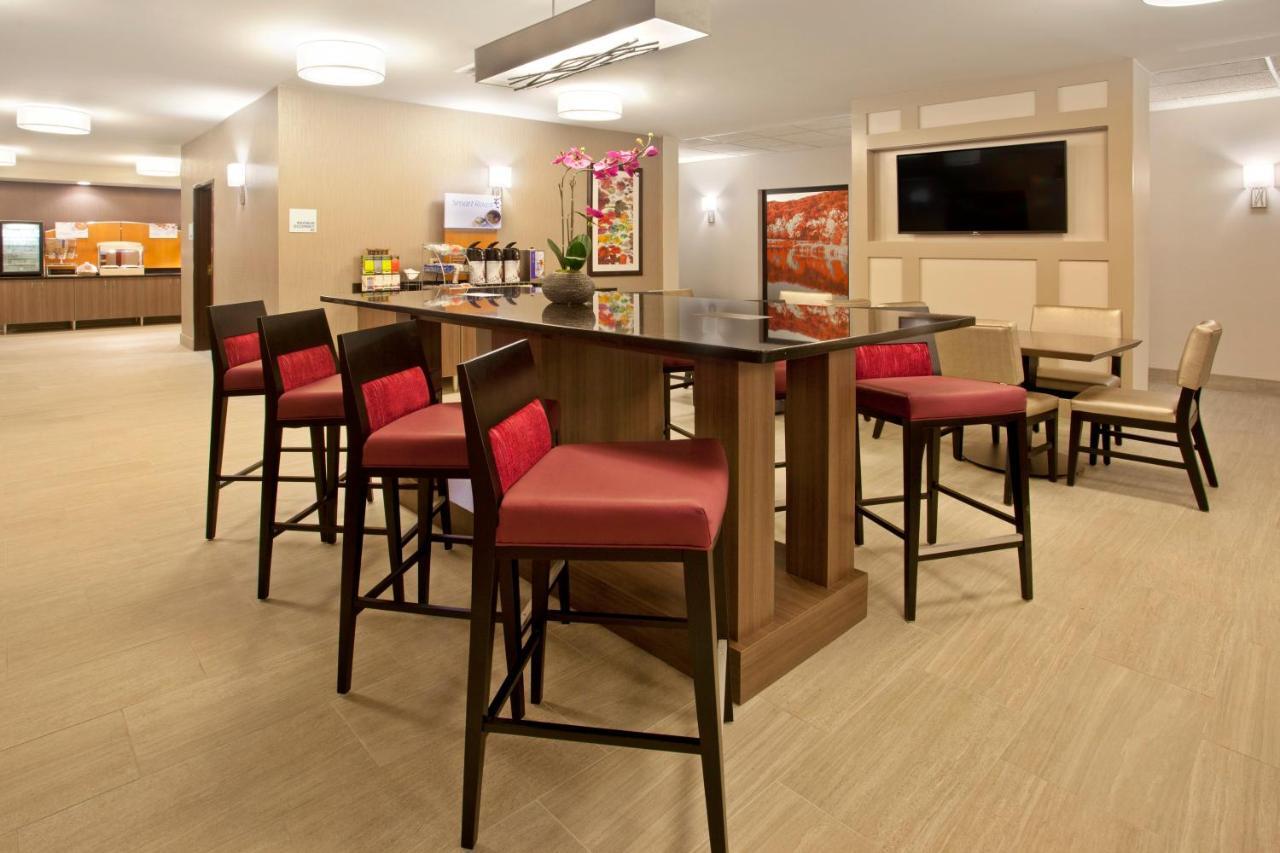 Holiday Inn Express Hotel & Suites Minneapolis - Minnetonka By Ihg Esterno foto